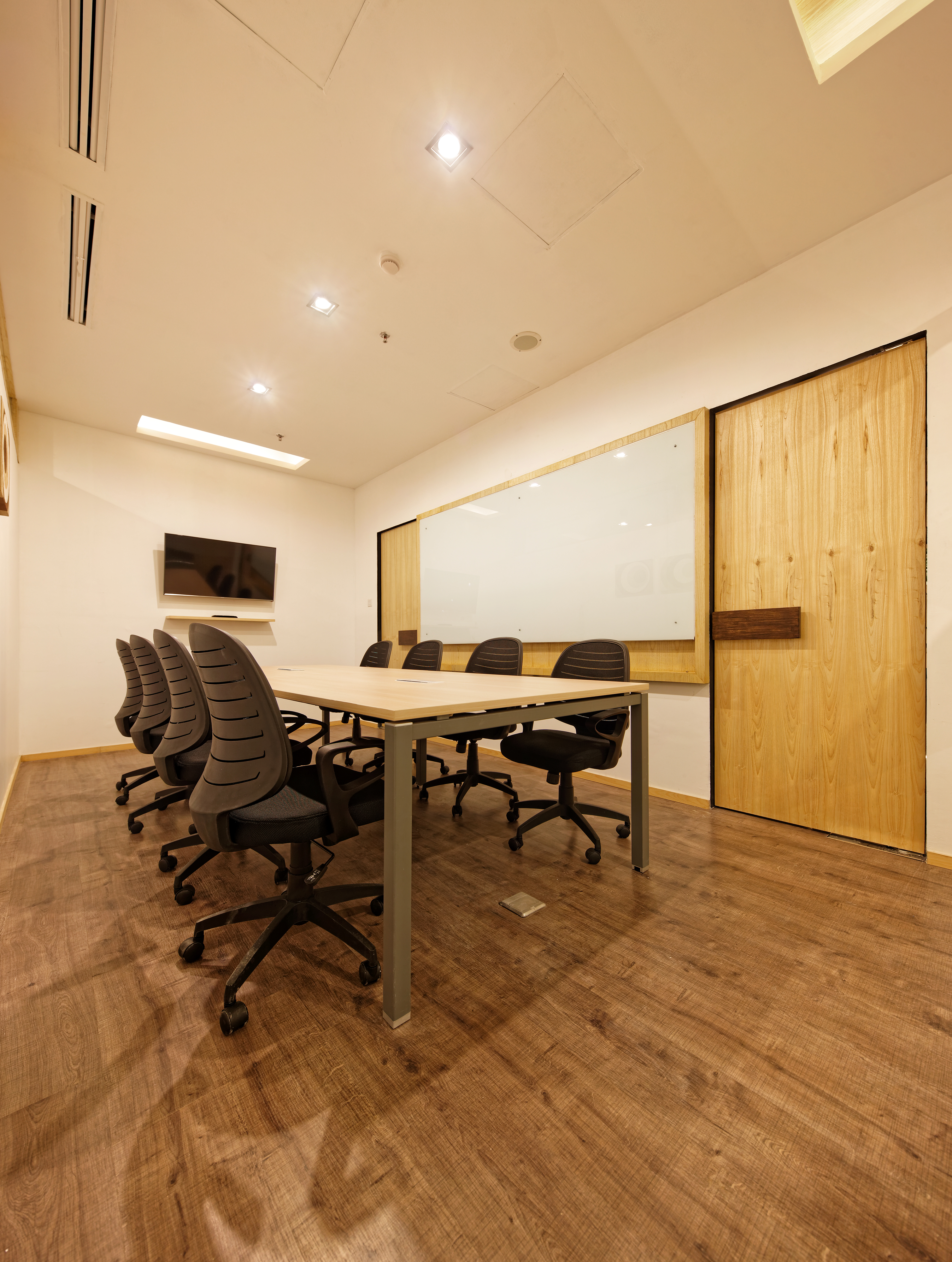 禅意空间 | 印尼 Kota Kasablanka 商业办公设计-18