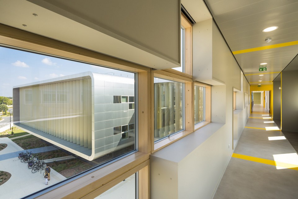 普瓦提埃大学中心医院行政中心 · 现代简约设计-26