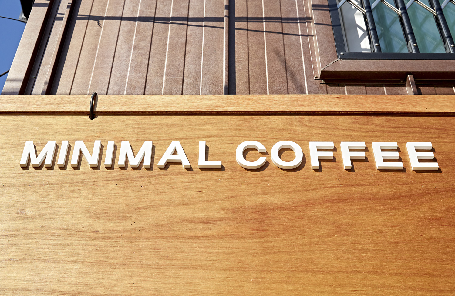 五平米打造极简风格咖啡馆-10