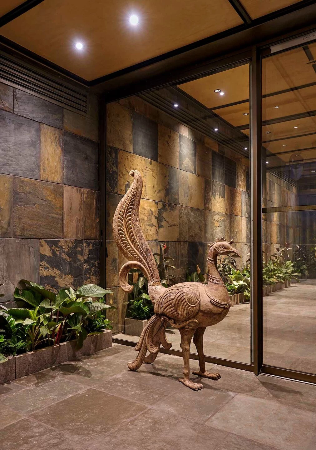 稳定的；坚固的；静止的丨印度丨Taliesyn-19