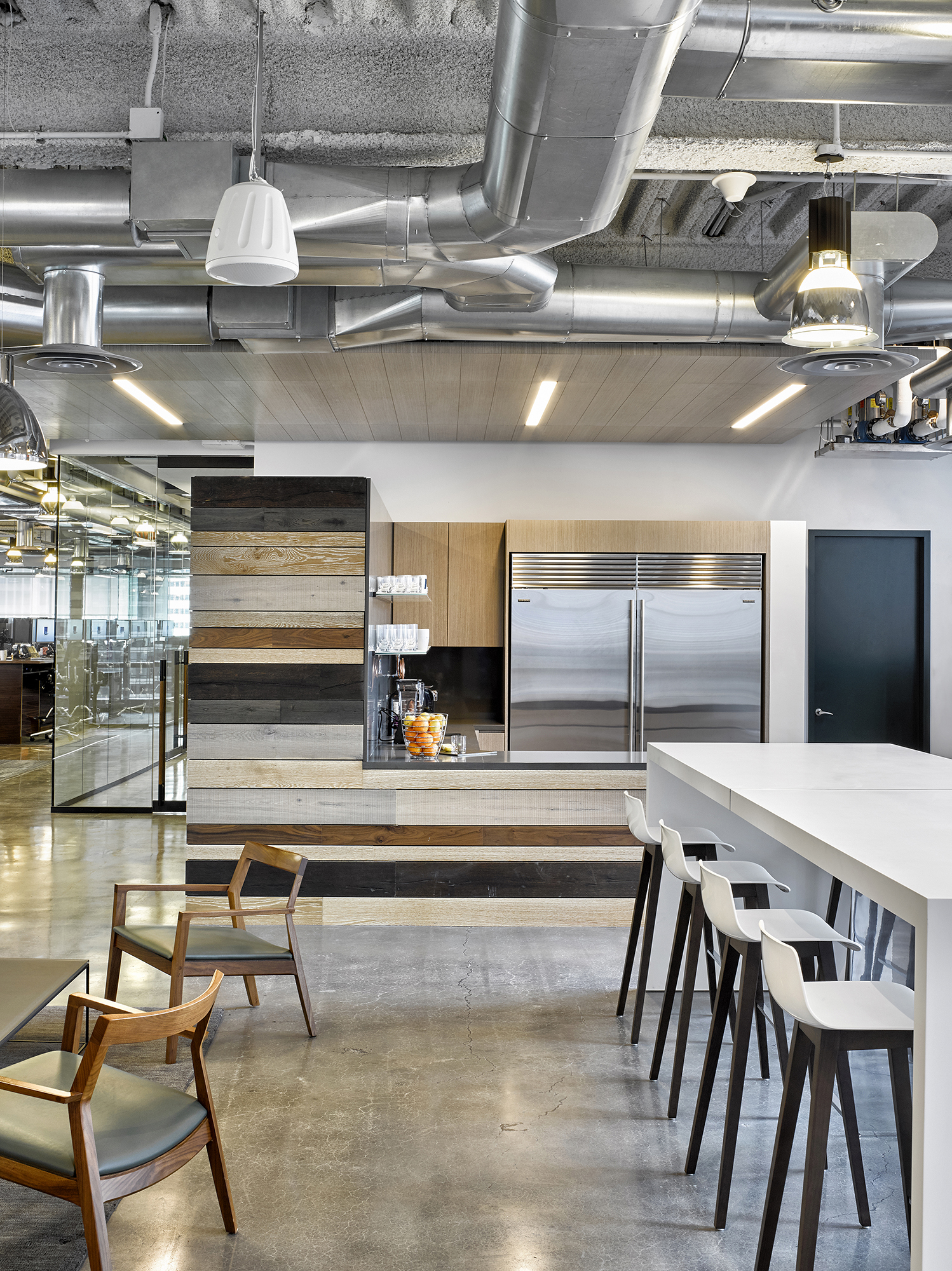 曼哈顿资产管理公司的自然科技办公空间丨美国曼哈顿丨MKDA-14