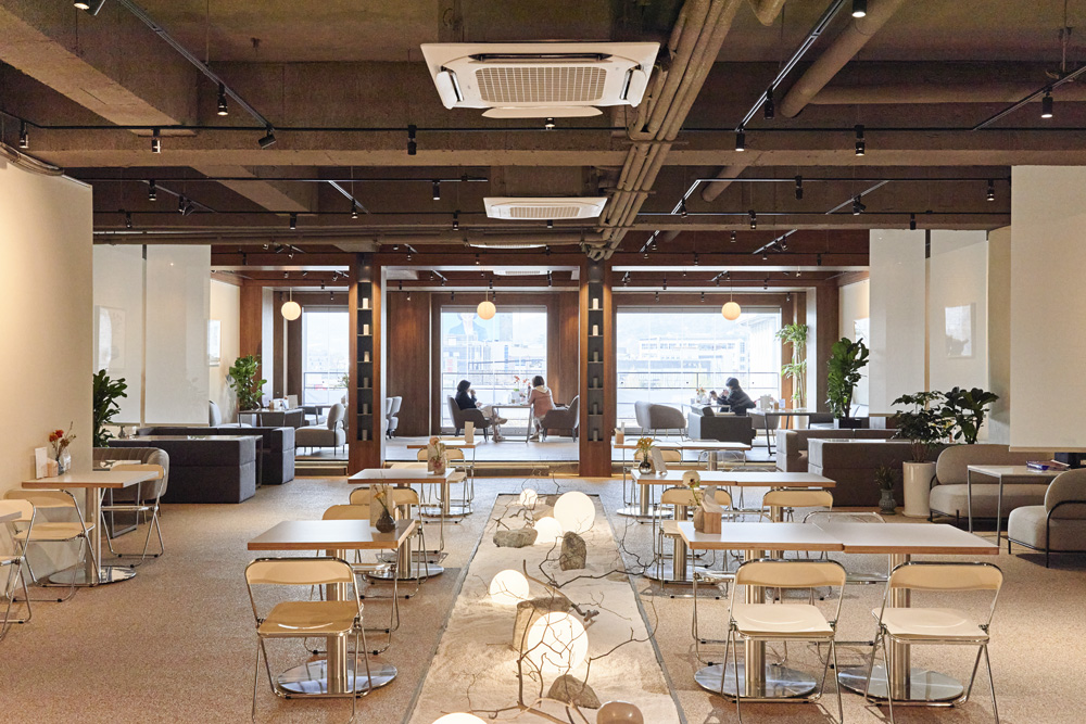 现代高级风 240 平咖啡厅设计-5