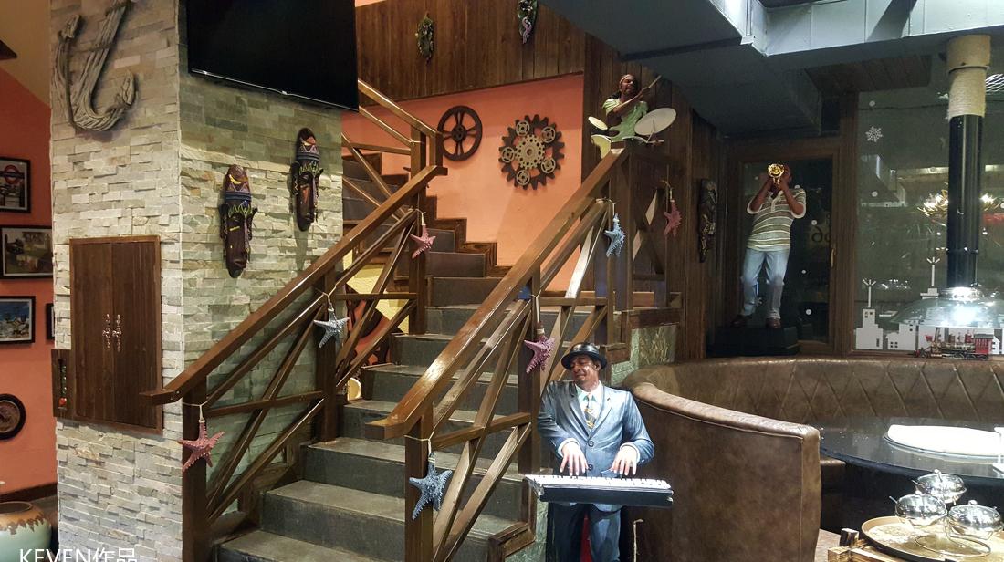 
三亚商品街（鼎品柴火鱼） -11