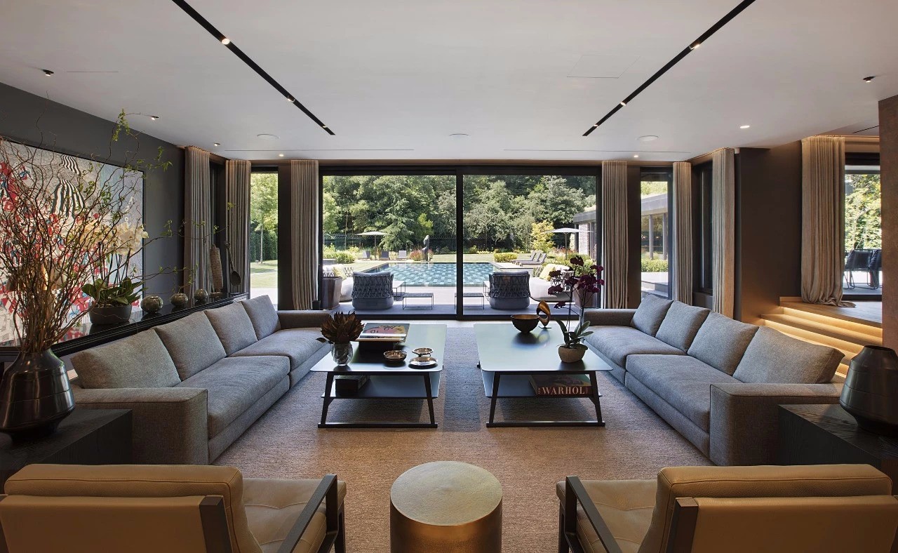 一家 4 口丨住 1700m² 艺术大宅-13