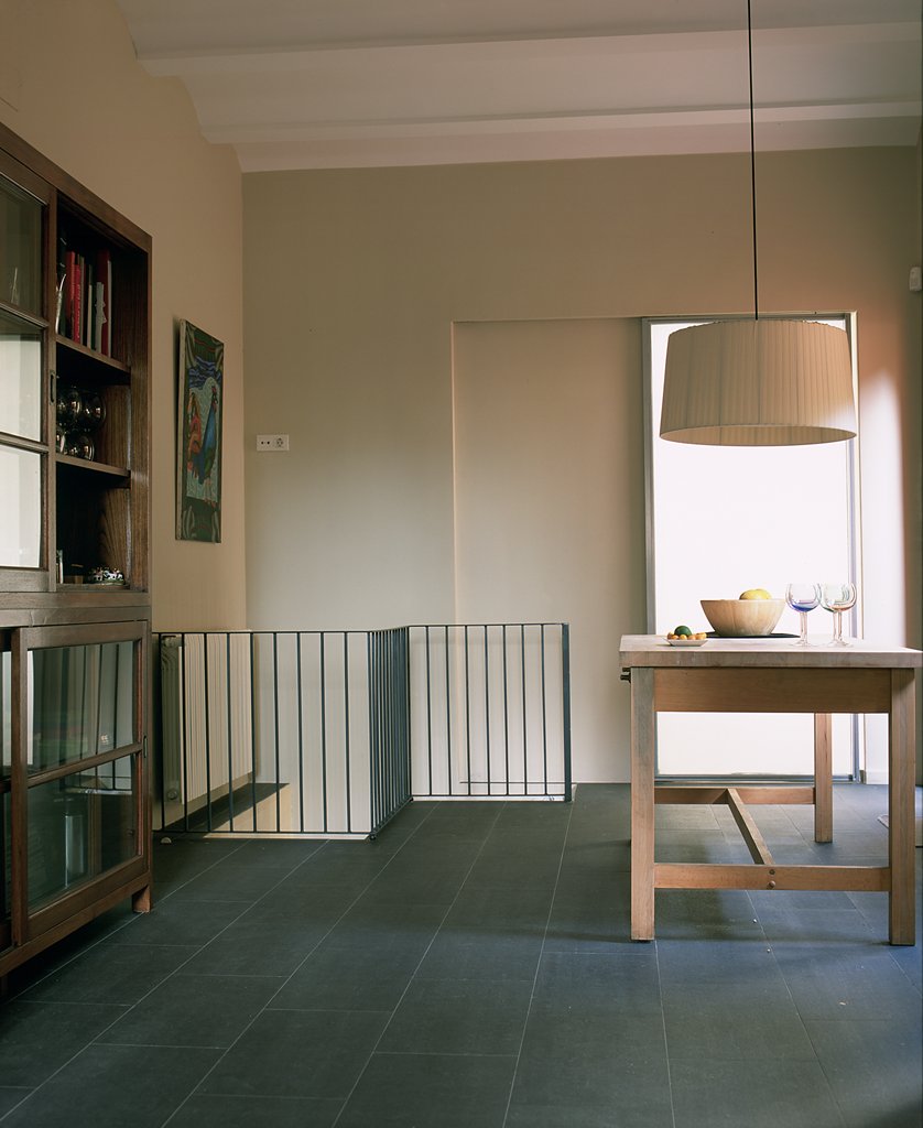 黄色高科技风格厨房设计-10