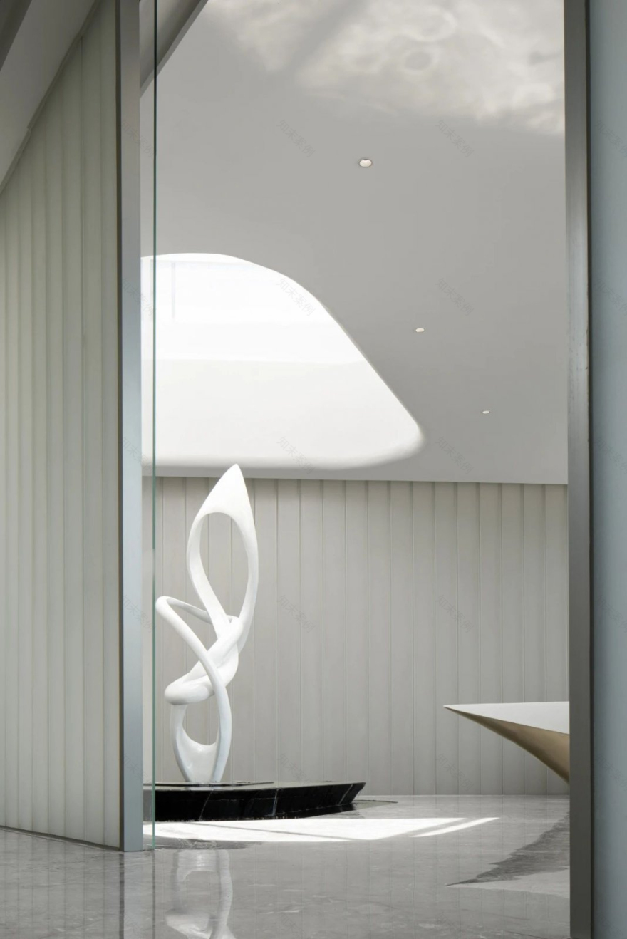 荣盛鹿山府销售中心,演绎梦幻、未来、充满诗意的气息 | 米修设计-19