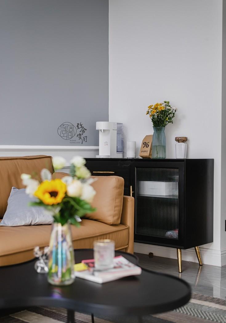 融合多种色彩的个性家居设计-16