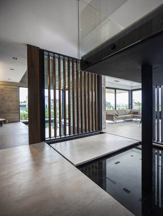 阿根廷布宜诺斯艾利斯 FSY 住宅——放松与团聚的空间-12