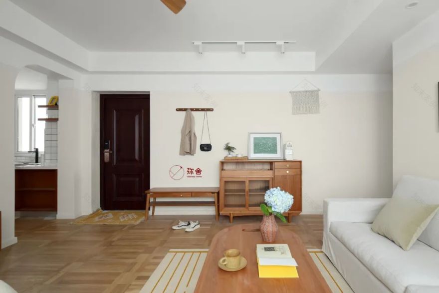 开放式客餐厨、滑滑梯儿童房组成暖暖的原木日系家-21