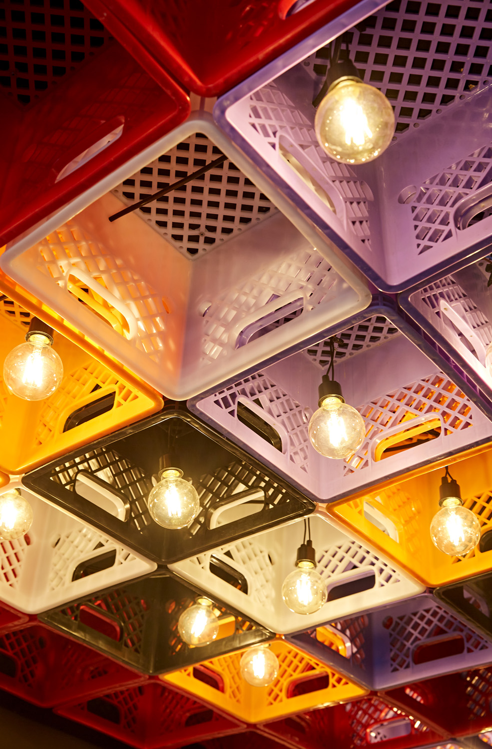 韩国 Inteirie 餐厅 | 色彩斑斓的极简主义设计-14