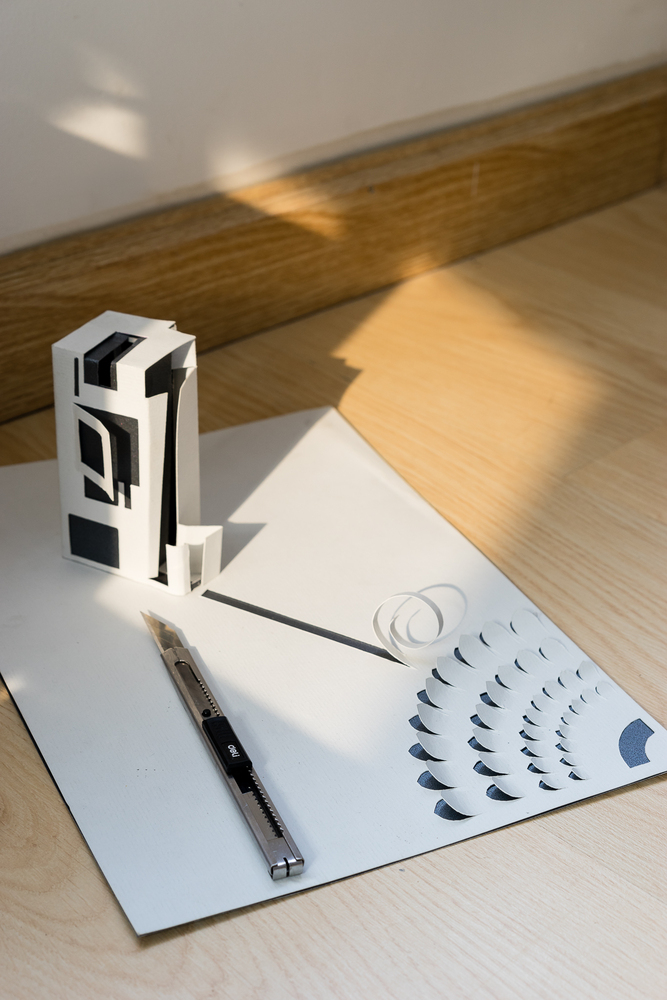 越南纸房子 | 城市拥挤空间的创意逃离-47