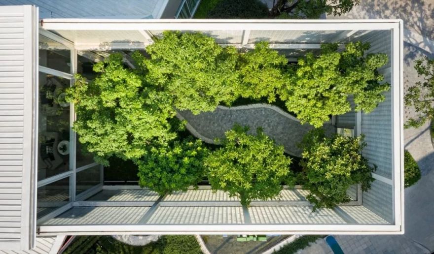 泰国玻璃打造的售楼中心-7