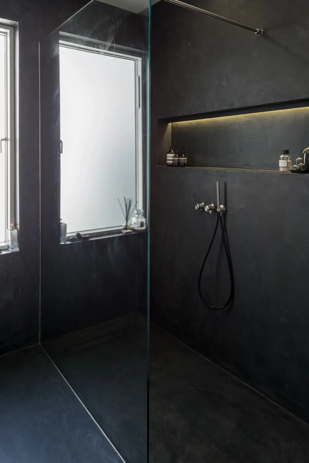 伦敦附近维多利亚式住宅的现代改造-16