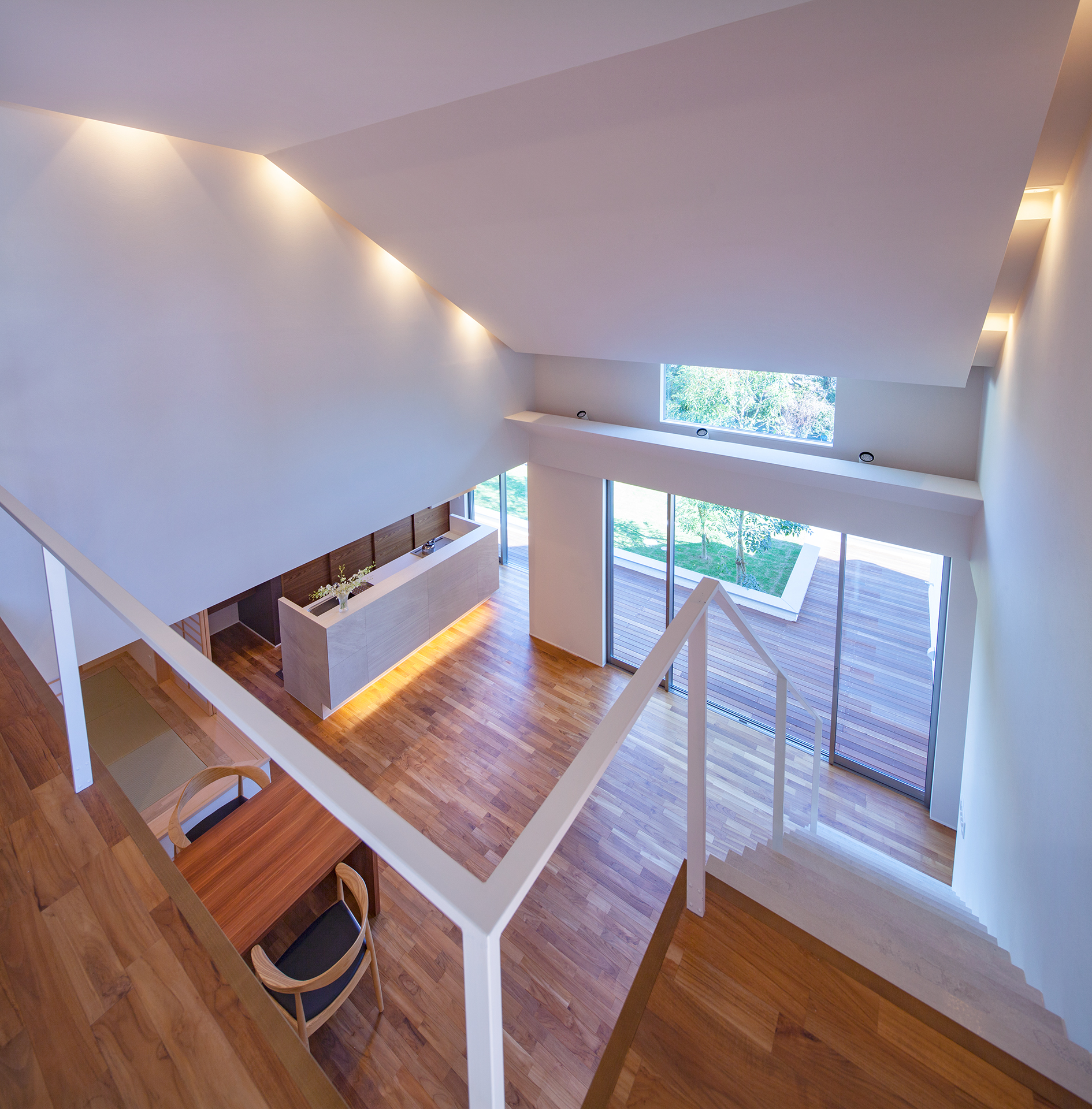 i3-House“山顶造型”－悬崖与风的自然共生-27