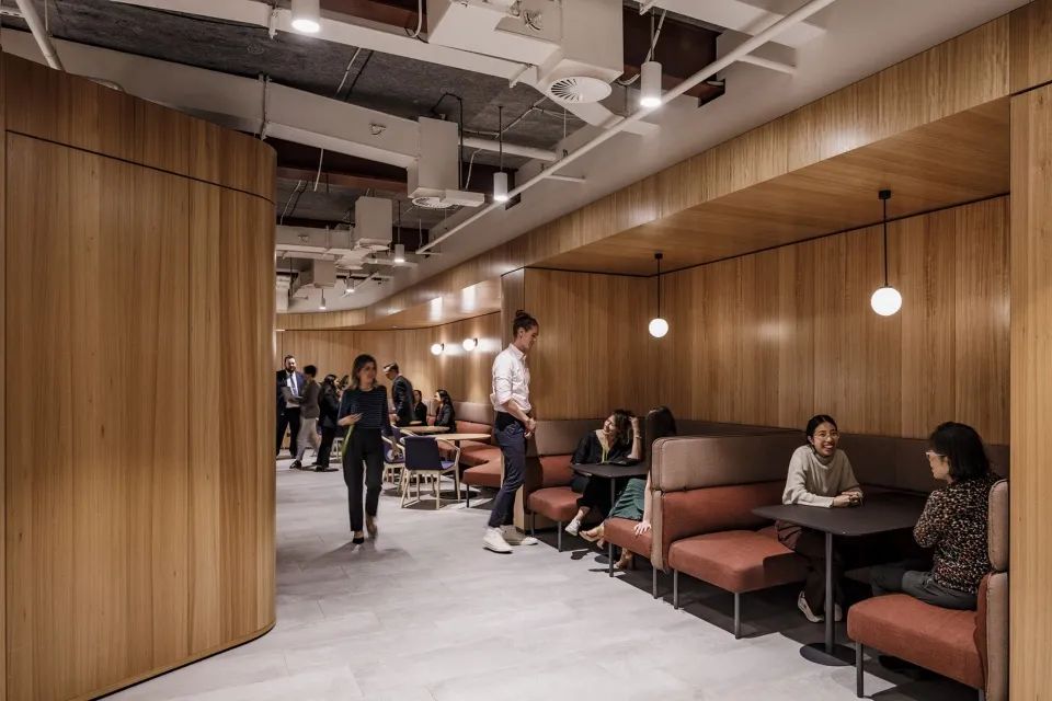 悉尼红梯 · 澳大利亚国民银行双生办公空间丨澳大利亚悉尼丨伍兹贝格-55