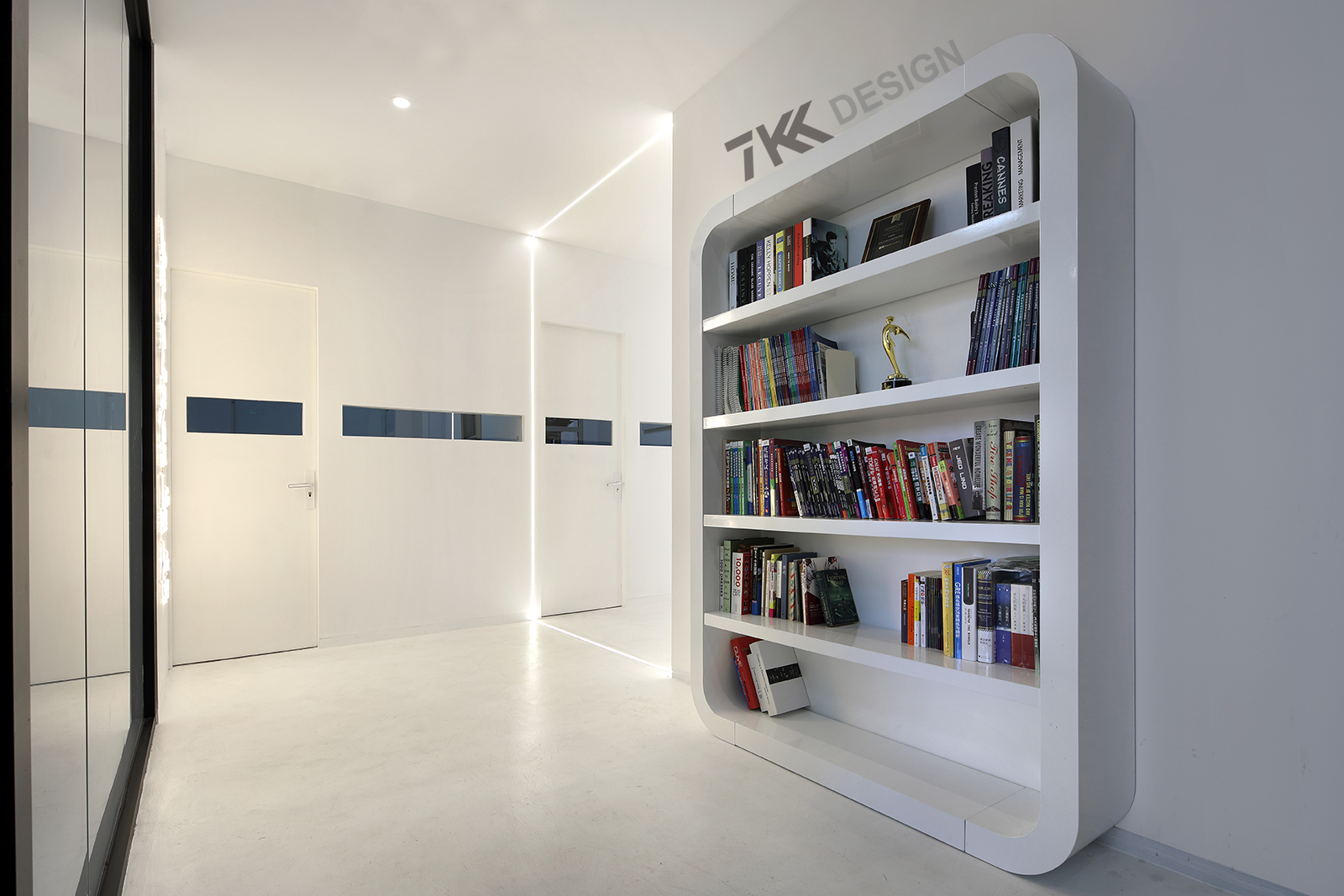 极简白,打造未来感办公环境-12