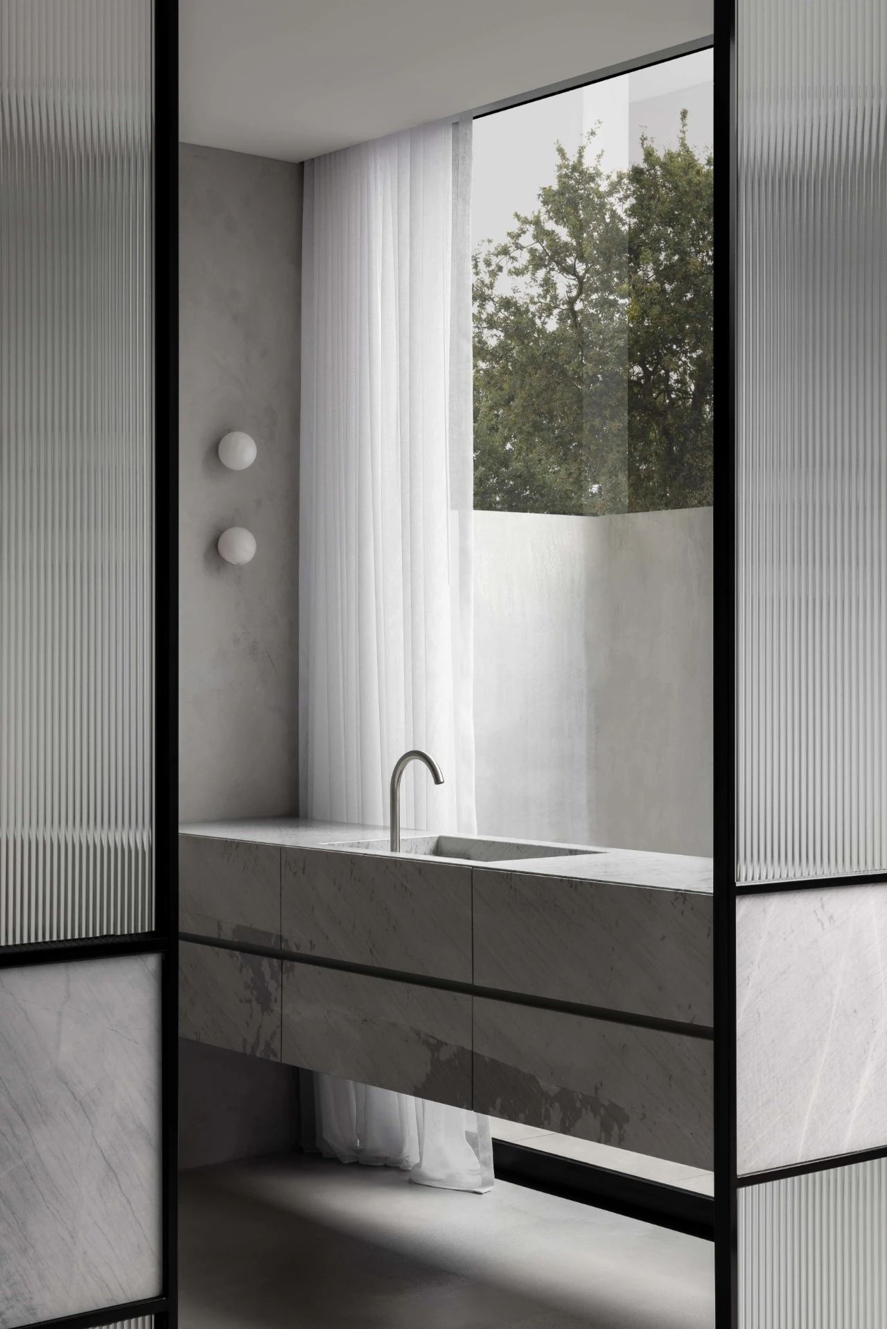 新旧融合的单色住宅丨澳大利亚墨尔本丨C.Kairouz Architects-43