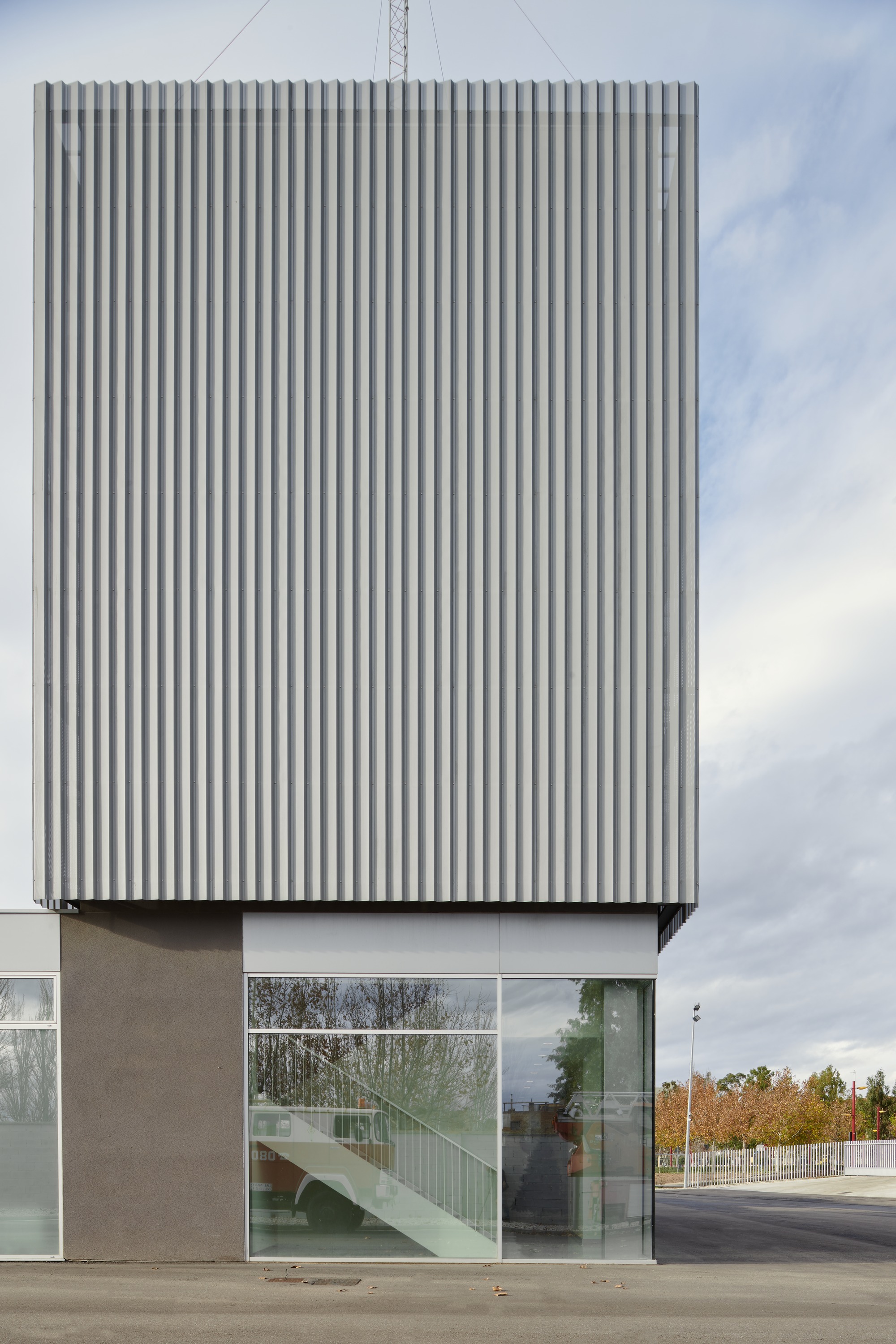 Fire Station No. 4 / IDOM-45