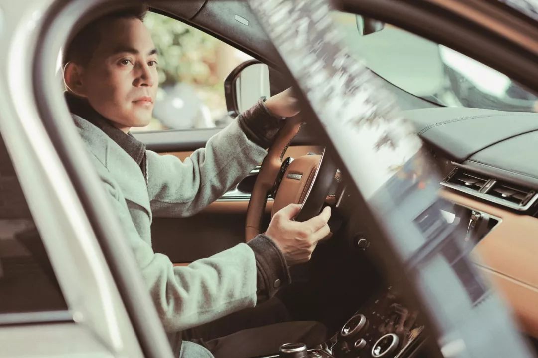 方磊会客室 | 方磊 x 路虎揽胜星脉 极简是共通的话题-24