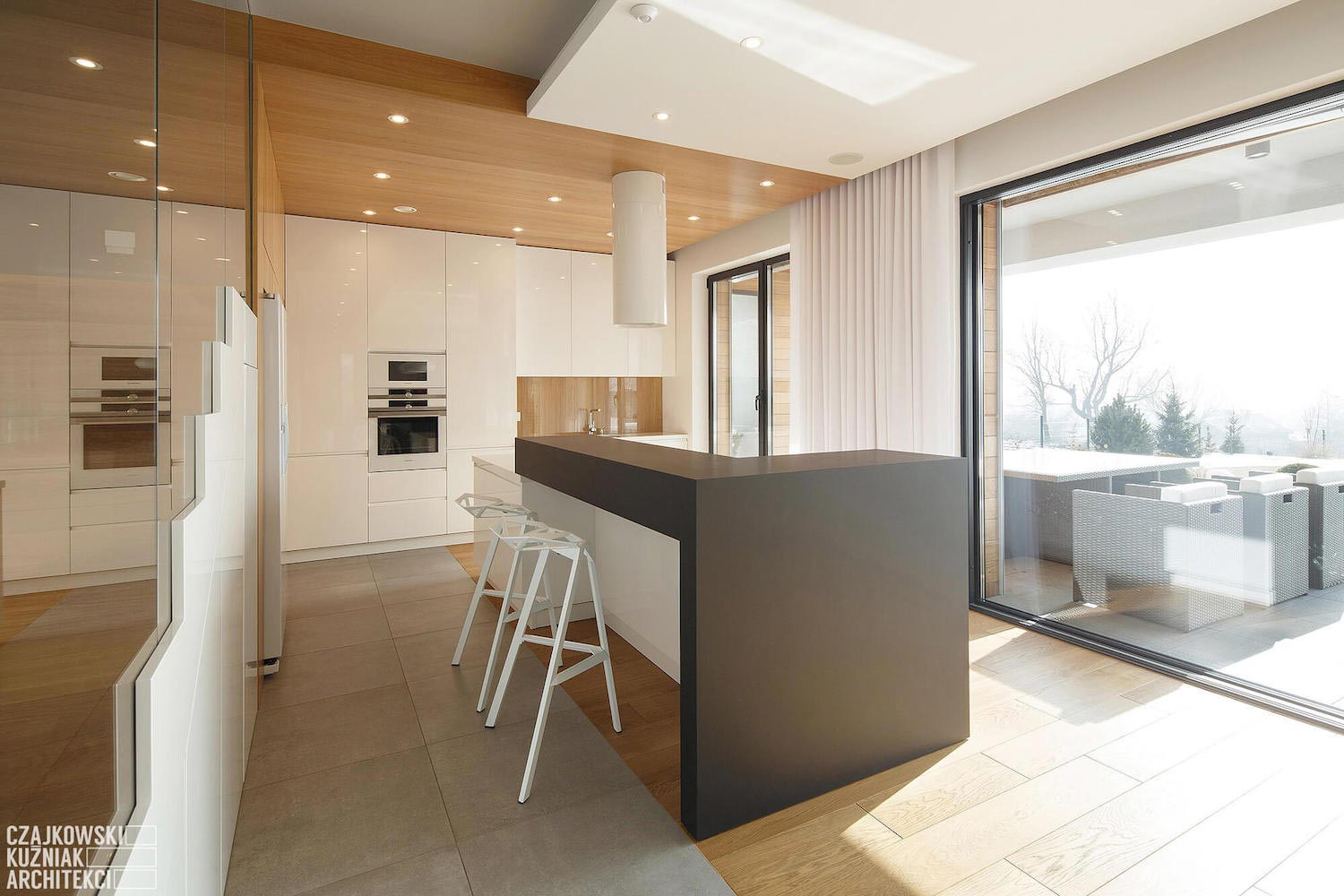 波兰 Mysłowice 明亮现代家庭住宅设计-6