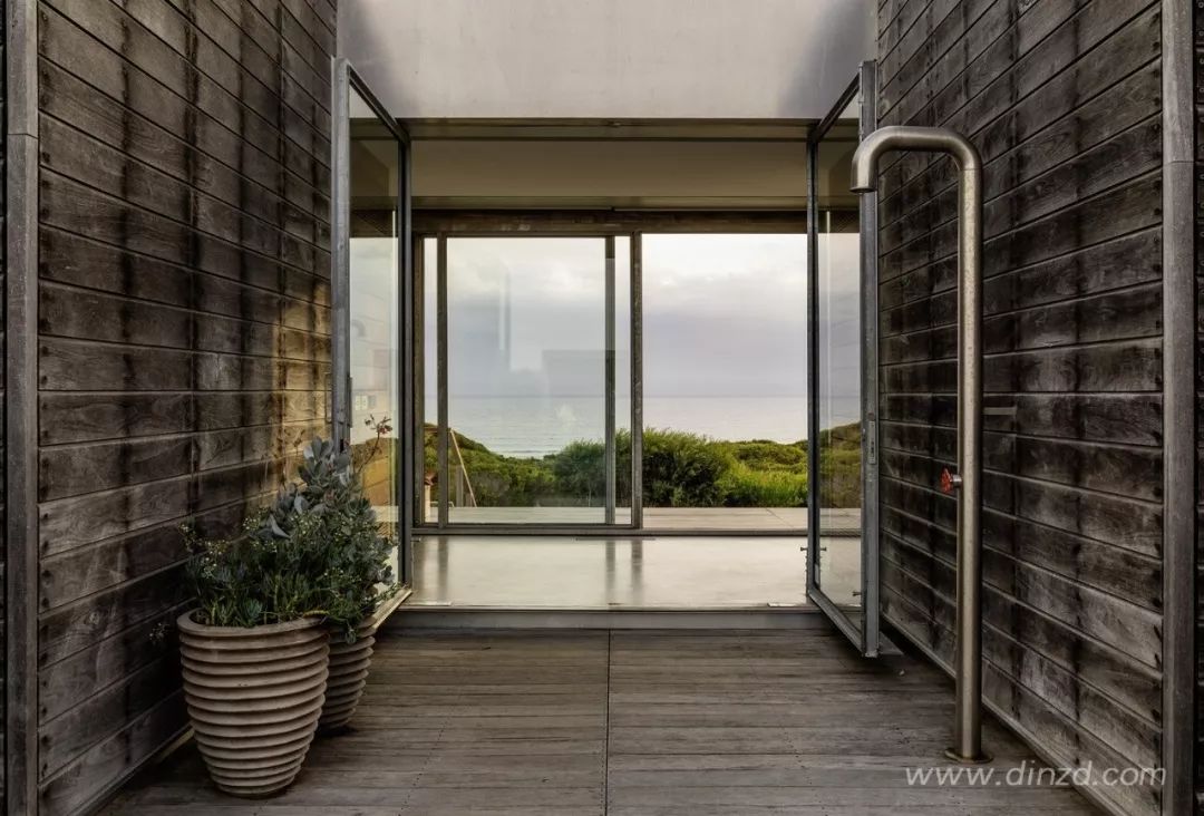 自然与建筑的对话——圣安德鲁斯海滩别墅-10