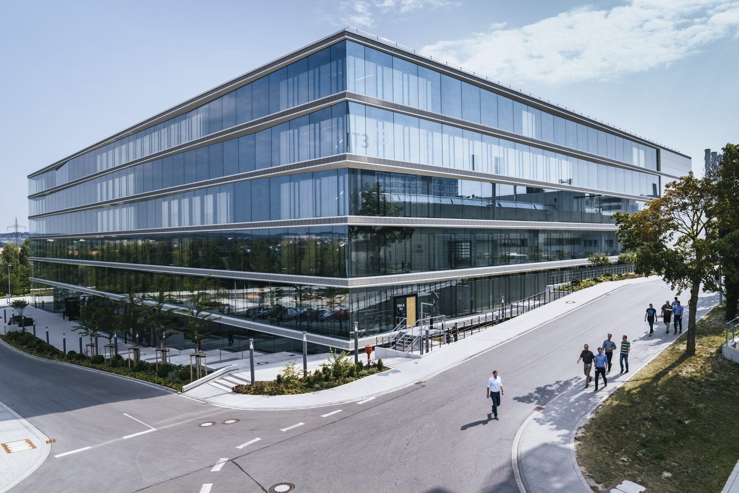 奥迪设计中心 · 现代办公空间的创新诠释-15