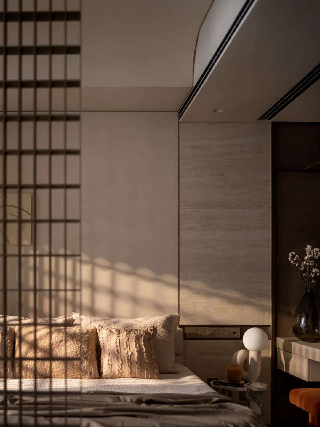 100㎡“静奢风”天际样板间设计，满满的高级感丨唐忠汉-6