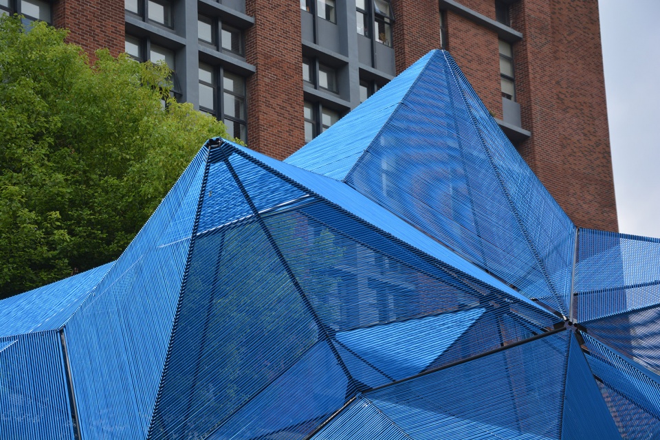 悬浮之境 · 上海愚园路 Cobalt Muffin 艺术装置-22