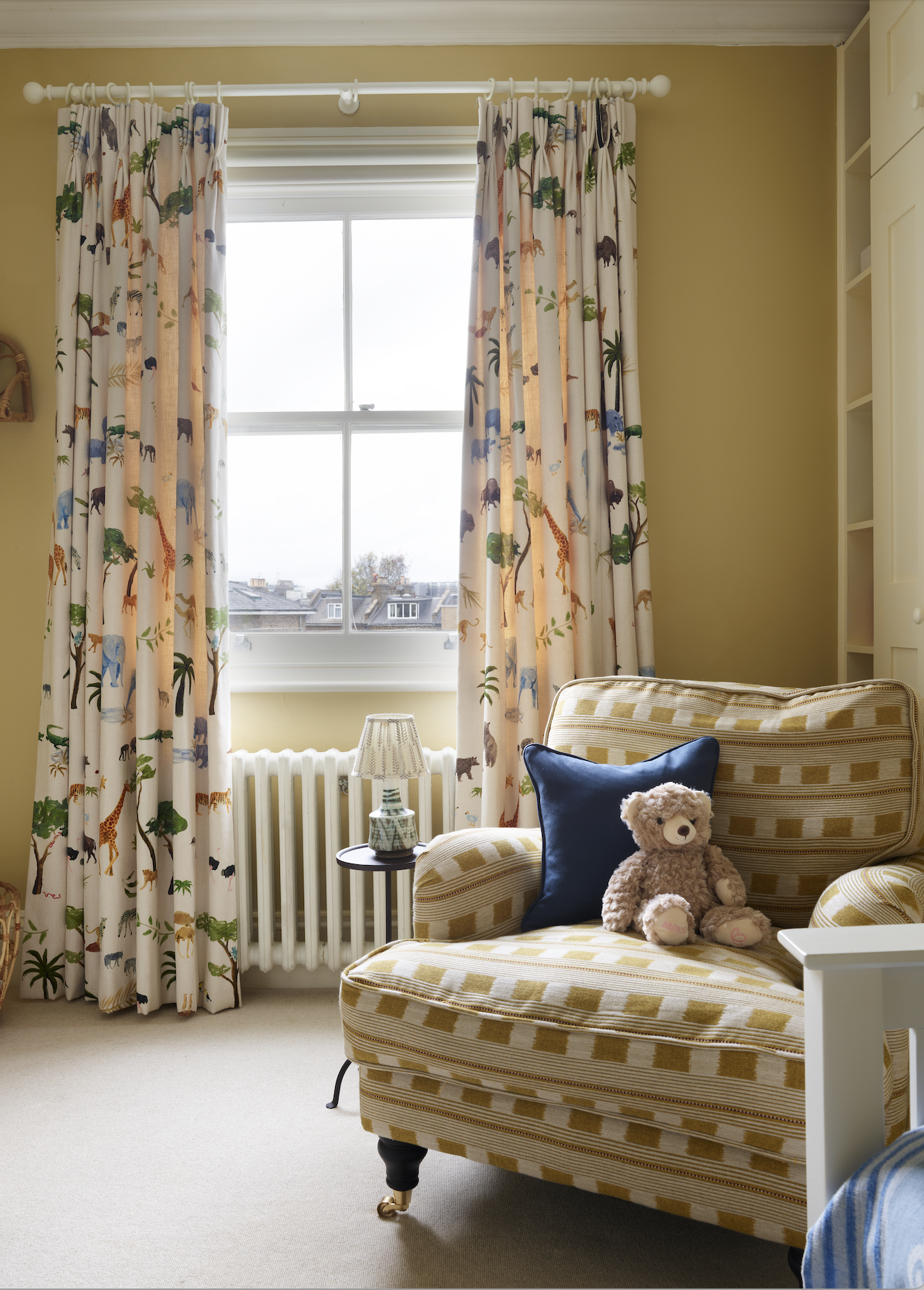 伦敦清新田园家庭住宅设计-17