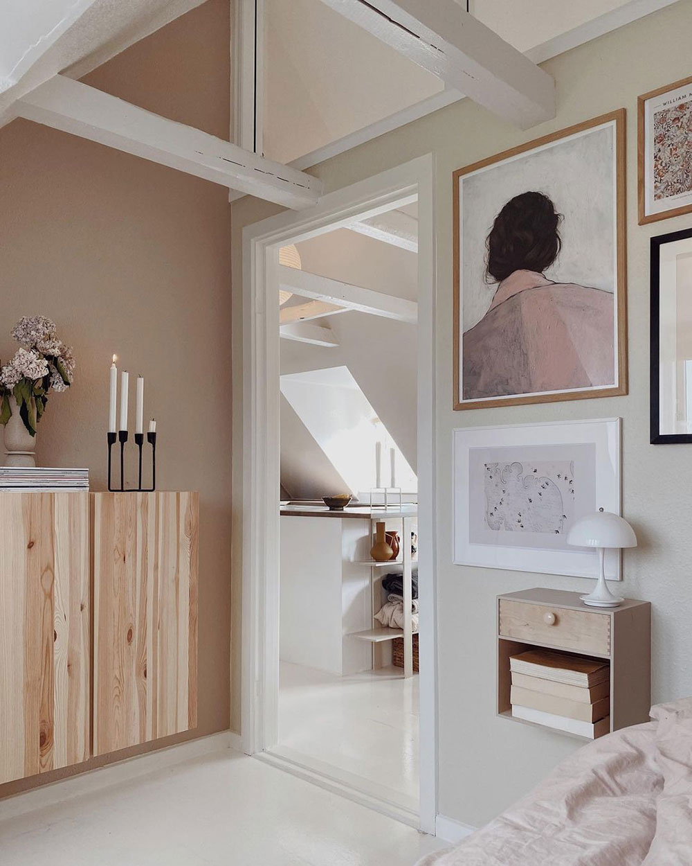 丹麦温馨舒适的顶层公寓设计-17