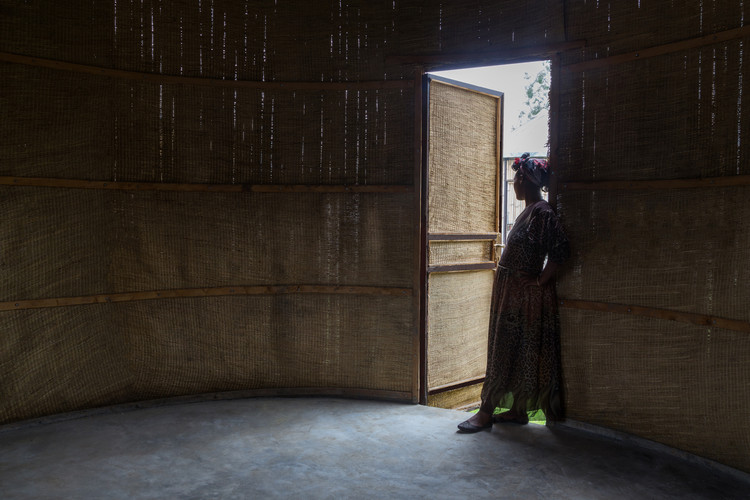 Woldyia Maternity Center  Vilalta Arquitectura-34