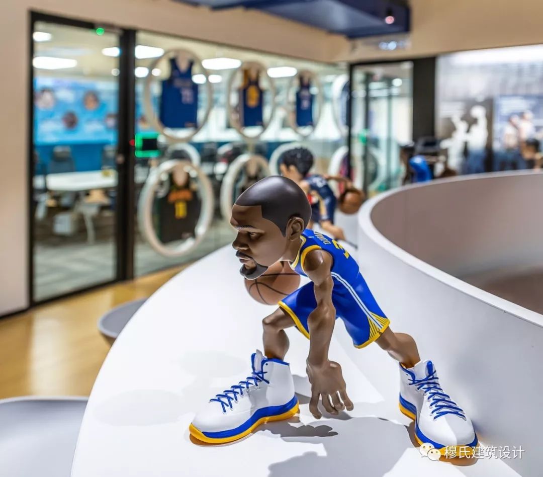 NBA 孟买体验中心——运动与办公的完美融合-52