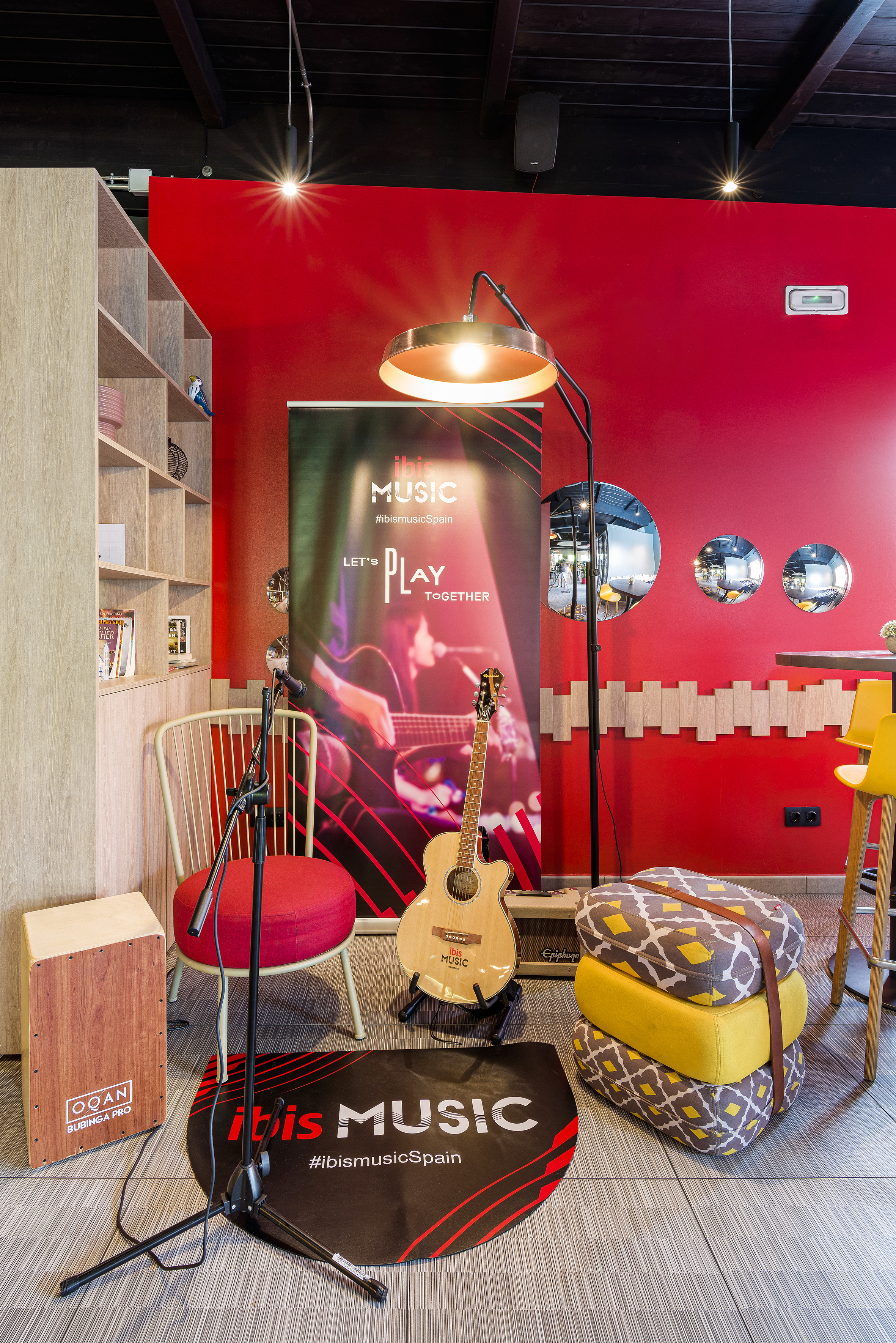 Lobby y zonas comunes del hotel IBIS Fuenlabrada-33