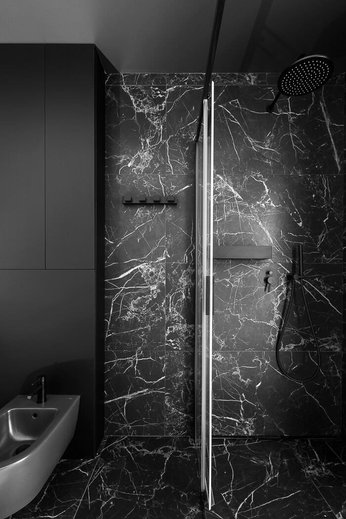 Nowoczesne wnętrze black&white w domu w Gorzowie Wielkopolskim - PLN Design-5