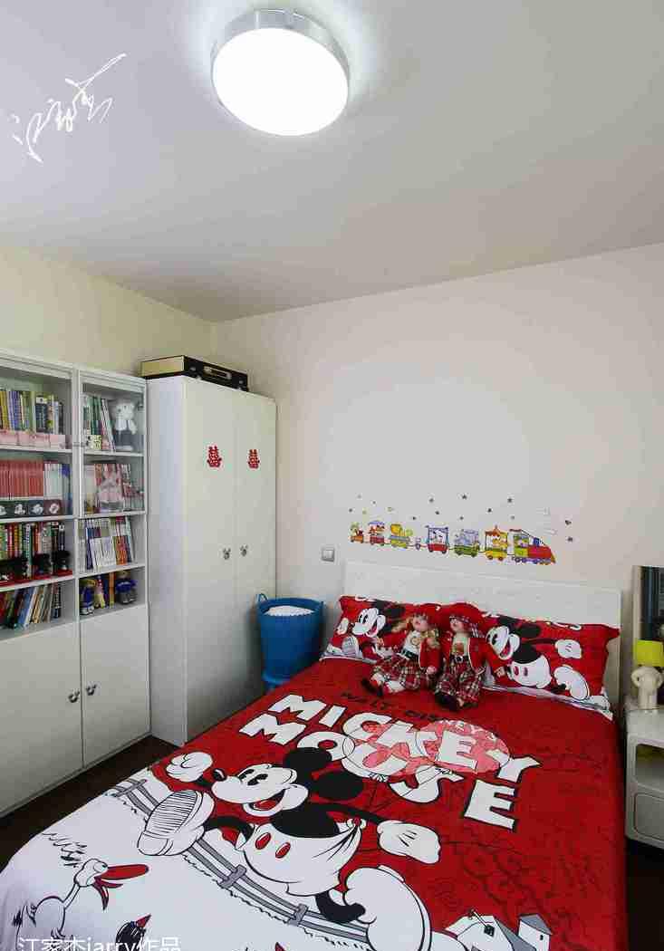 三基色调打造温馨家居空间-38