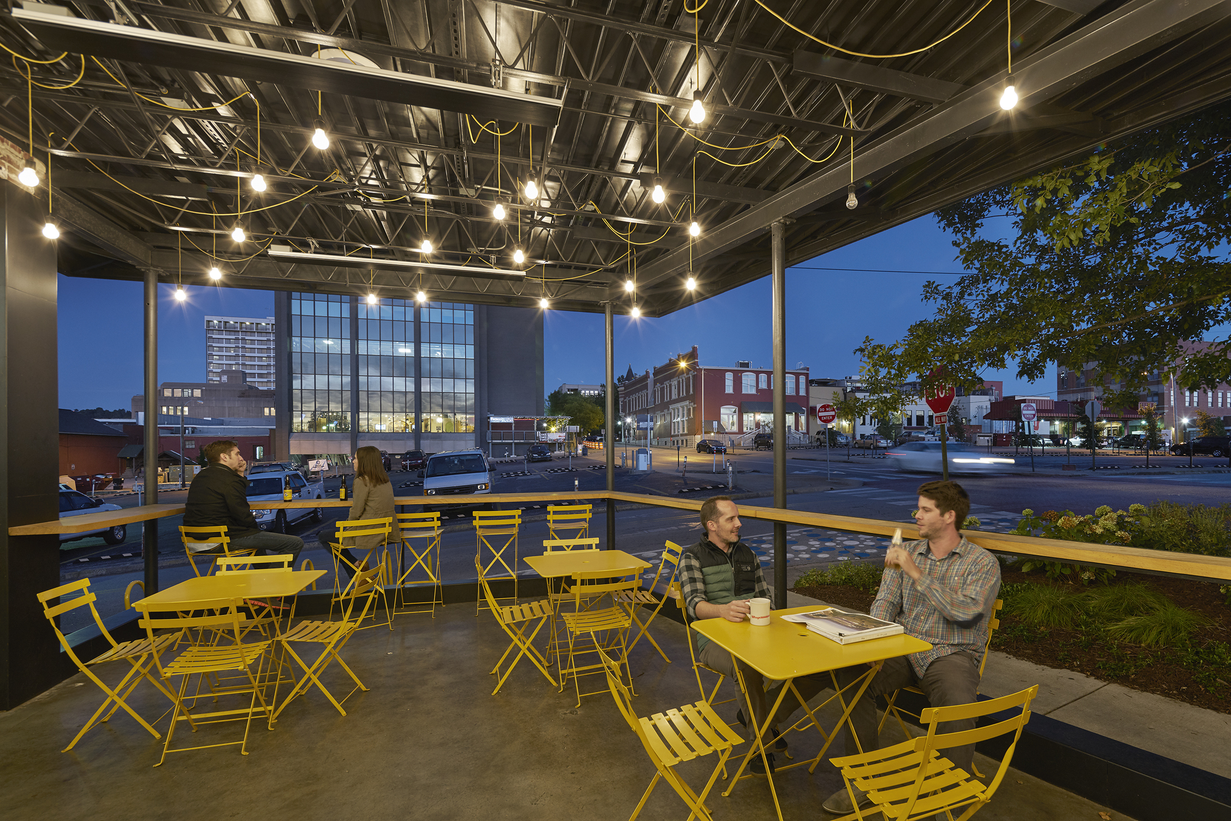 modus studio 打造绿色建筑传奇 · 15 Church Avenue + 200 Center Street-24