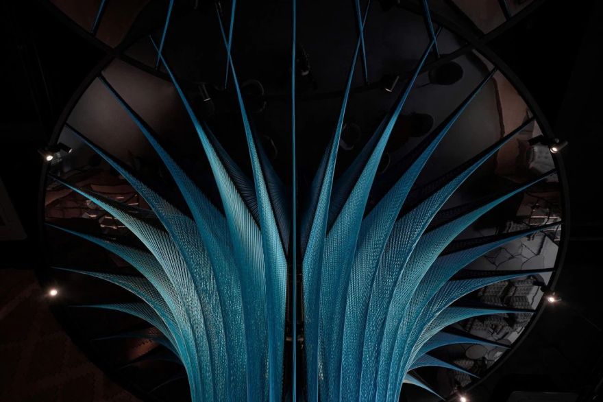 新作 · 风合睦晨丨乖幺妹土家织锦艺术咖啡吧丨中国张家界丨风合睦晨空间设计-17