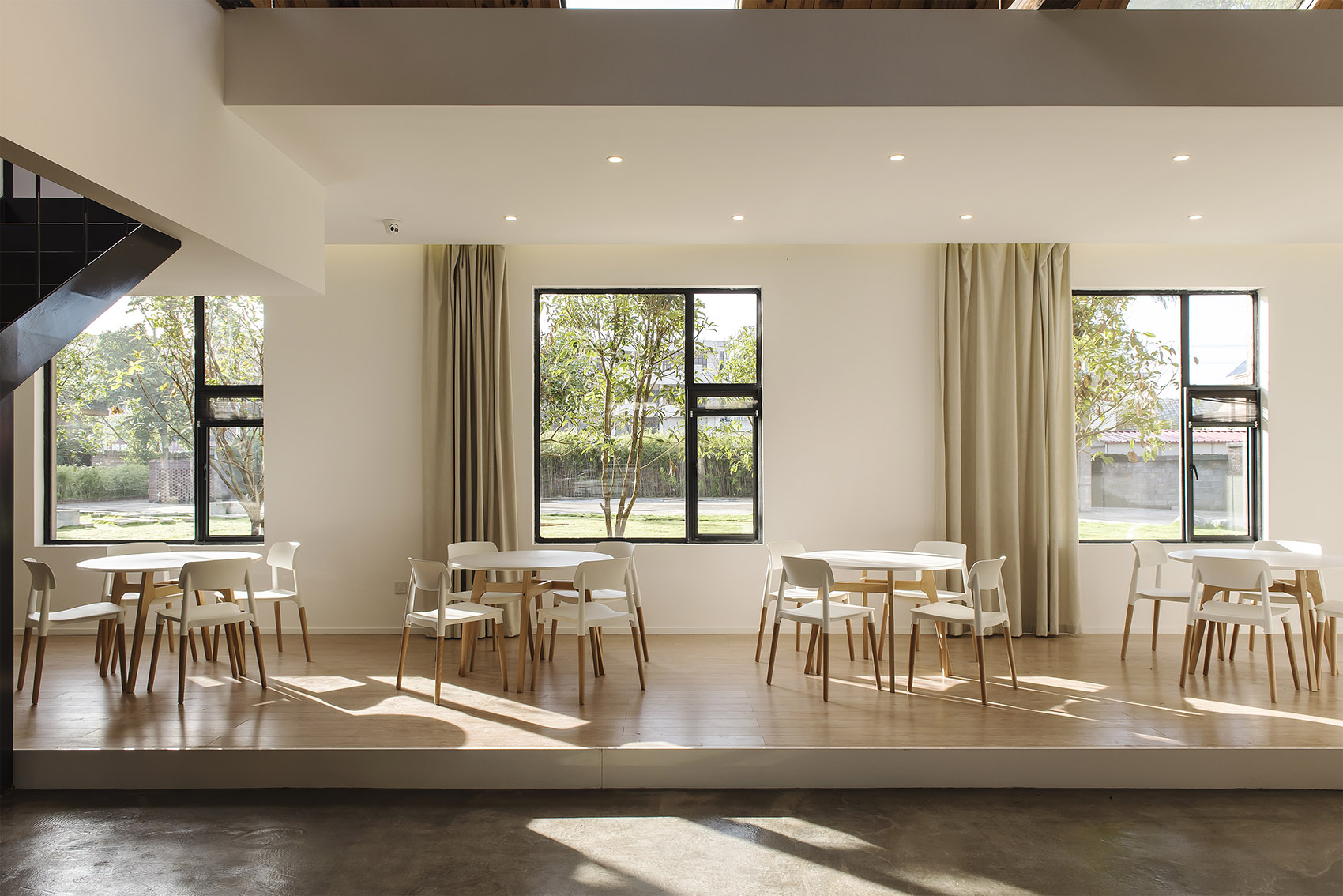 “小城故事”：两座旧厂房的新生，贵州 / 未来以北工作室-30