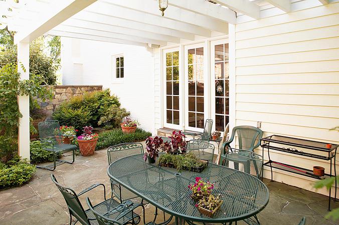 Frank M. Bell's Renovation Exteriors | Ballard + Mensua Architecture-15