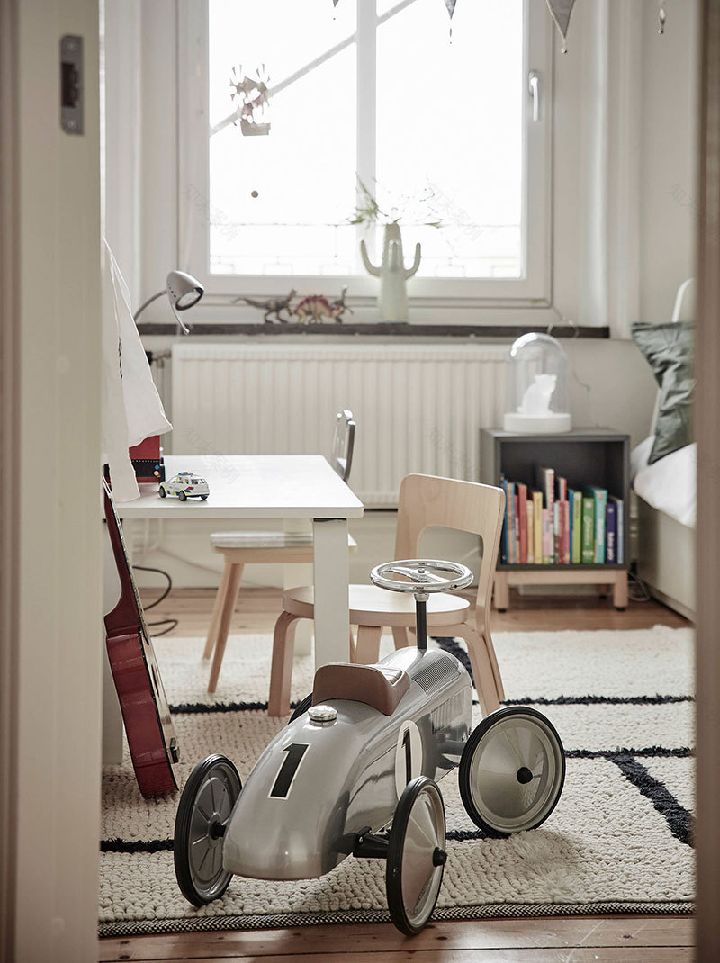 斯堪的纳维亚风复式公寓 | 简约温暖的米色空间-13