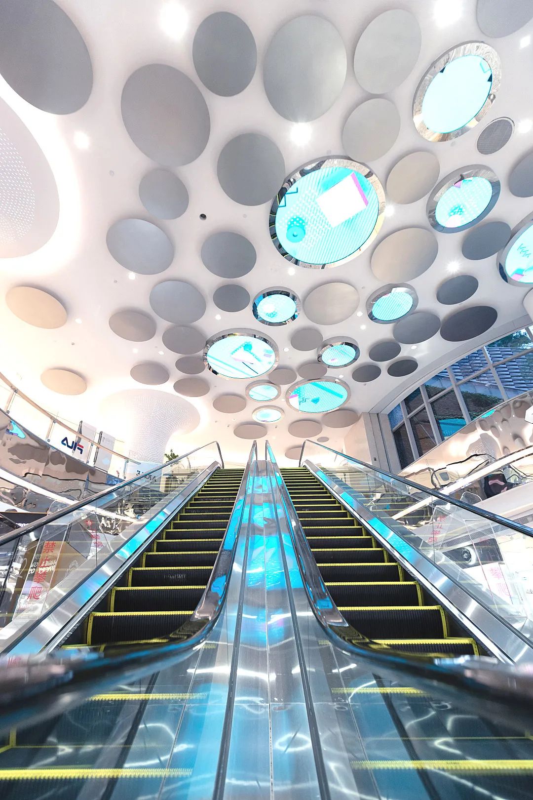 深圳卓悦中心 | “Pick Me”艺术空间,打造潮流与话题的年轻化商场-33