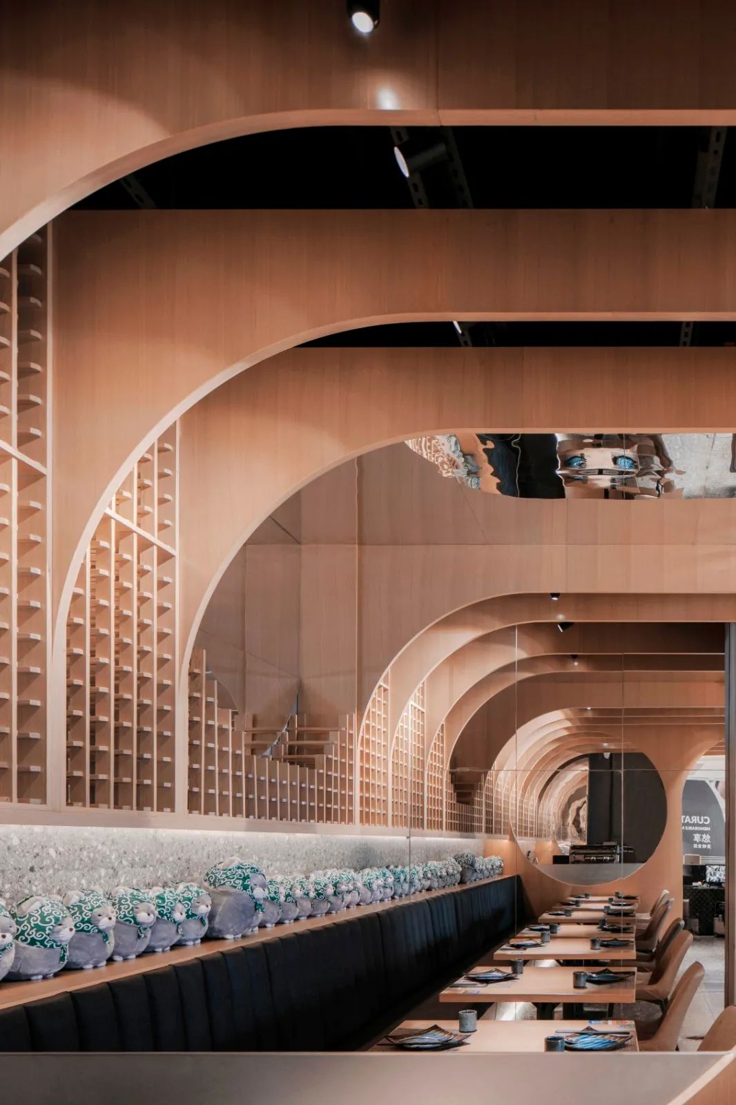 上海博华广场“兰町艳域”餐厅 | 镜面云雾中的梦幻艳遇-44