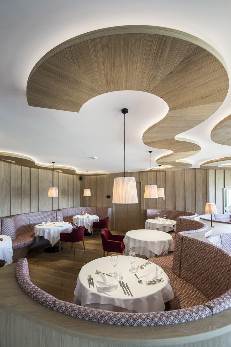 游弋于天地间 & 拥有漂浮大泳池的意大利Hubertus
酒店 / noa* -104