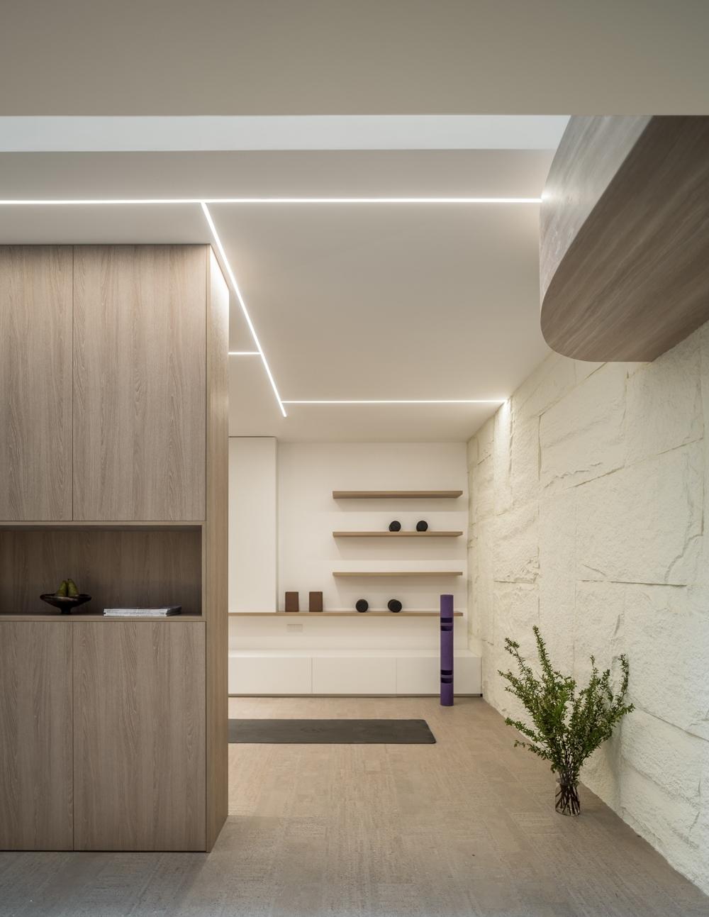 350㎡别墅简约白与原木经典搭配丨中国上海-81