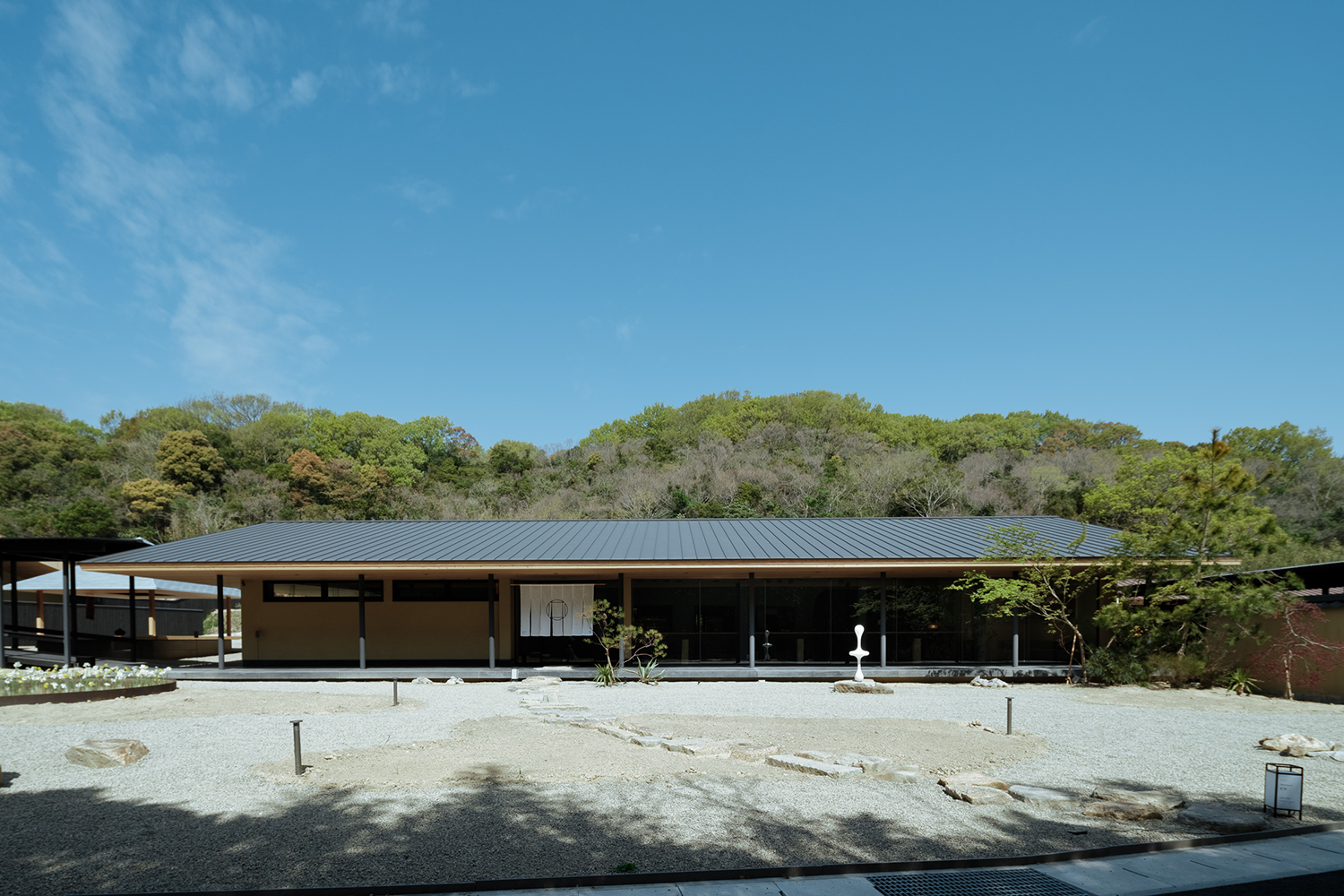 直岛艺术旅馆「六霞」丨日本丨日本本土设计工作室 Nottuo-8