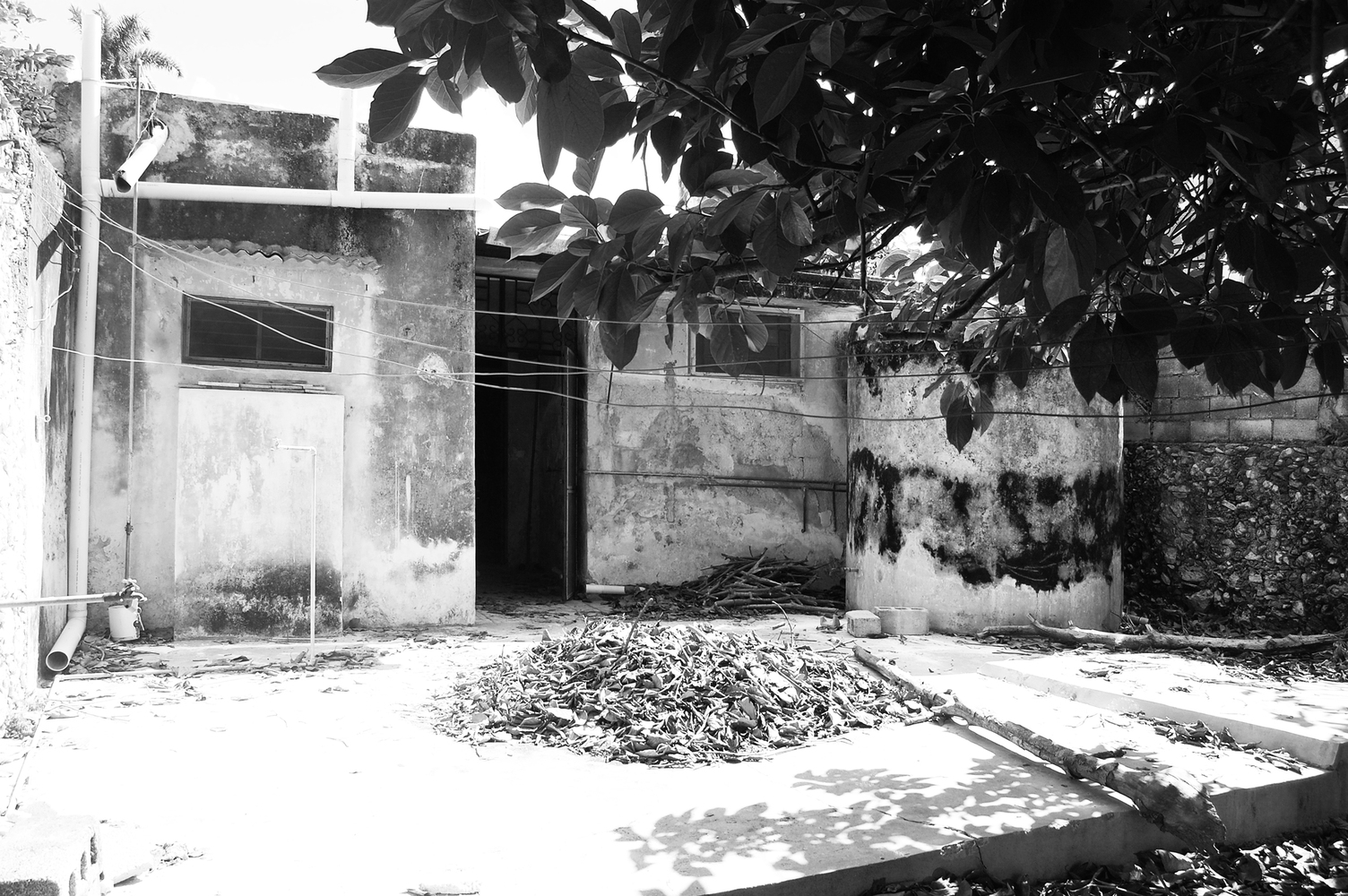 墨西哥 50 年代住宅的现代翻新-78