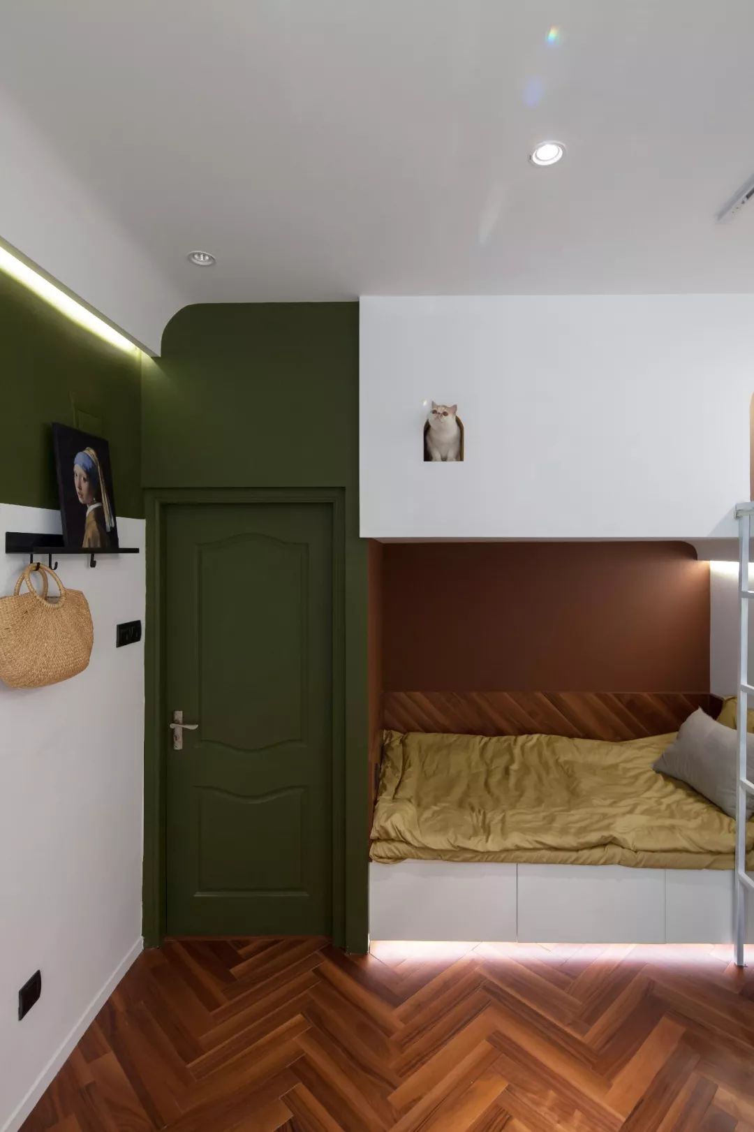 22㎡蜗居的色彩重生-56