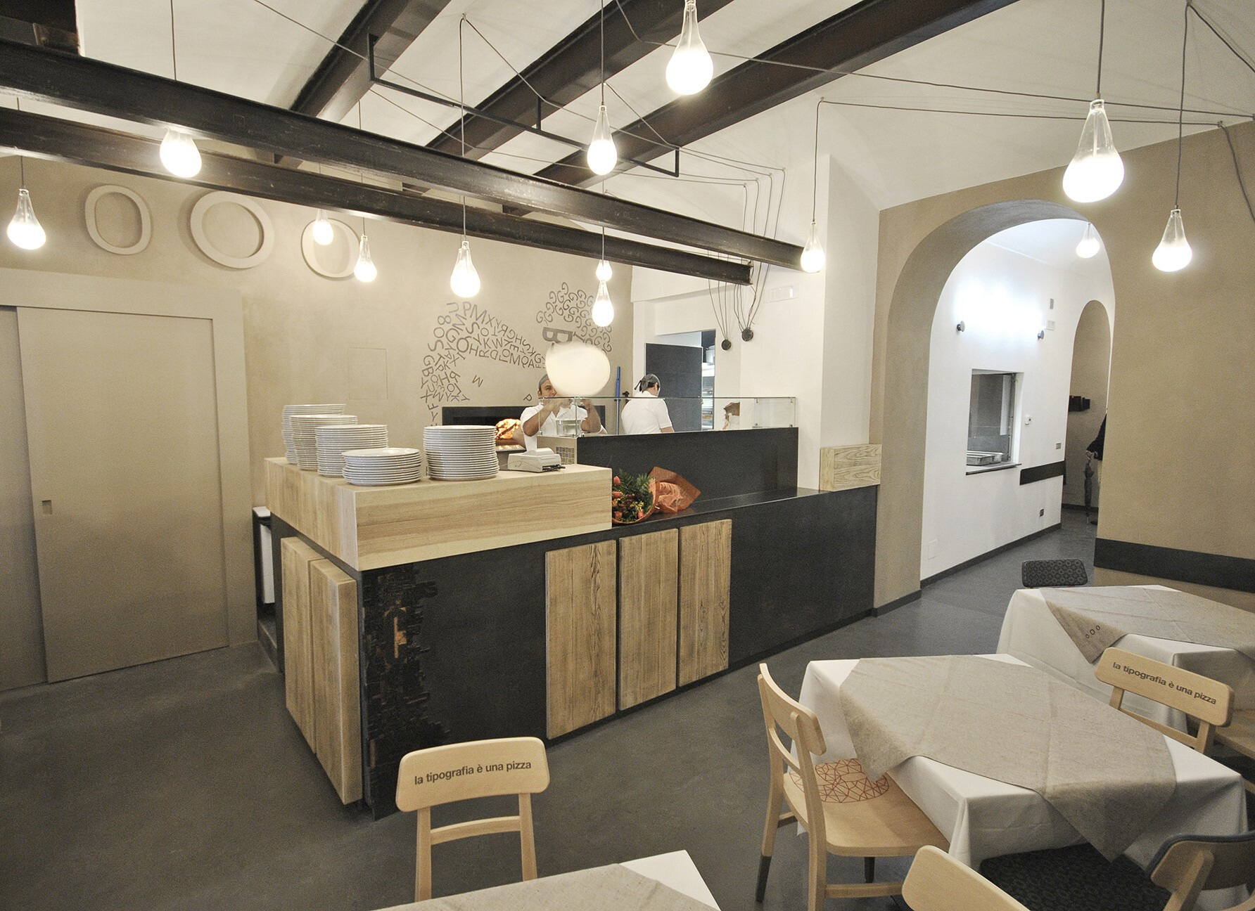 字里行间,手工精神的餐饮空间-11