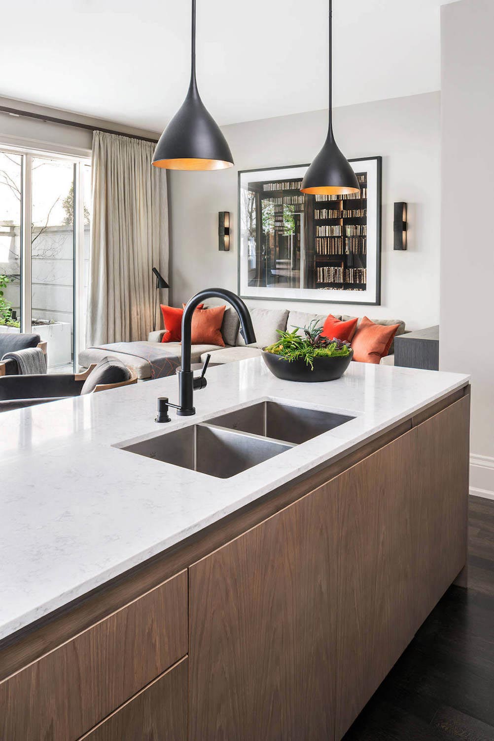 Laura Hay Decor - Design has completed this luxury and elegant townhouse that is located in Toronto, Canada   CAANdesign  Architecture and home design blog-1