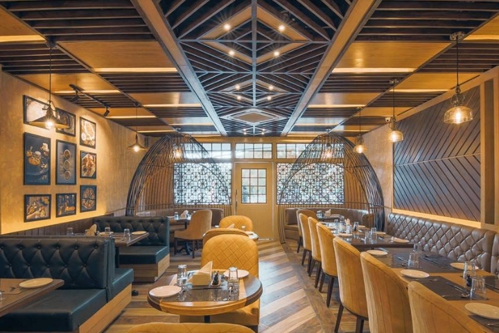 印度 YBS 设计打造的地狱火焰餐厅-1